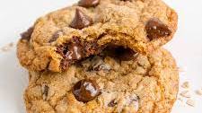 Whole Wheat Chocolate Chip Cookies with Oats