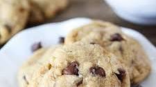 Whole Wheat Oatmeal Chocolate Chip Cookies {Made with Coconut Oil}