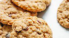 Whole Wheat Oatmeal Raisin Cookies