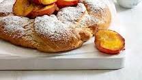 Yeast cake with mascarpone and peach jam