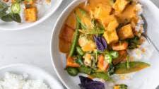 red coconut curry with tofu