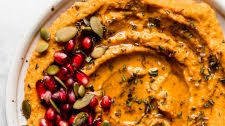 10-Minute Cozy & Creamy Pumpkin Hummus