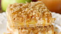 Caramel Apple Cheesecake Bars