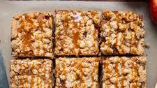 Caramel Apple Crumb Cake