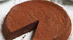 Chocolate, cardamom & hazelnut torte