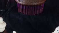 Easy Ghost Cupcakes for Halloween