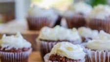 Easy Gluten Free Carrot Cake Muffins