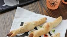 Easy Witches’ Finger Breadsticks
