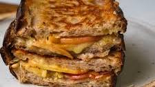 Fall Apple Cheddar Grilled Cheese