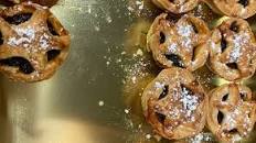 Homemade rum mince pies