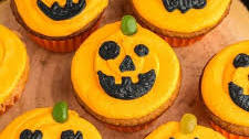 Jack-O-Lantern Pumpkin Cupcakes