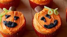 Jack-O-Lantern Pumpkin Spice Cupcakes