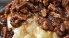 Maple Pecan Baked Brie