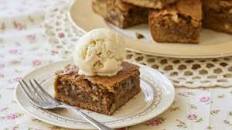 Maple Pecan Blondies