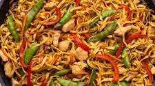 One Pot Chicken Chow Mein