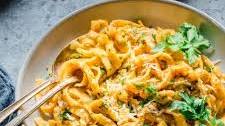 One-Pot Pumpkin Pasta (Vegan Pumpkin Alfredo)