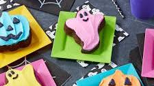 Pumpkin and Ghost Halloween Mini Cakes