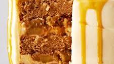 Salted Caramel Apple Crumble Cake
