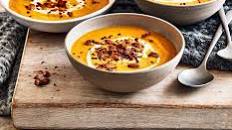 Spicy pumpkin soup