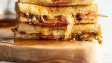 The Ultimate Bacon Grilled Cheese (Maple Bacon)