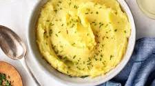50 Thanksgiving Side Dishes: Easy Mashed Potatoes