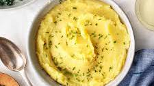 50 Thanksgiving Side Dishes: Easy Mashed Potatoes