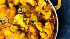 Aloo Gobi (Potato Cauliflower Curry)