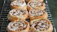 Apple Cinnamon Rollups