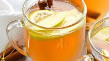 Apple mulled white wine