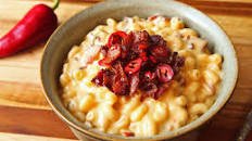 Bacon-Jalapeño Stovetop Mac and Cheese Recipe