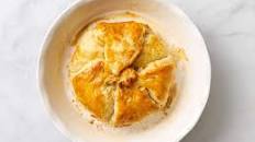 Baked Brie in Puff Pastry