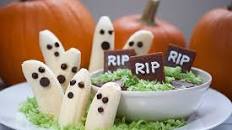 Banana Ghosts with Healthy Chocolate Dip (Dairy Free, Vegan)
