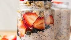 Berry Overnight Oats