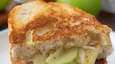 Brie Grilled Cheese Sandwich Recipe