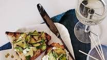 Bruschetta with mozzarella, zucchini, mint and lemon