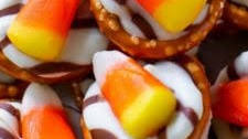 Candy Corn Pretzel Hugs