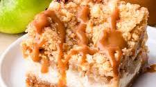 Caramel Apple Cheesecake Bars