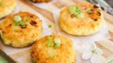 Cheesy Mashed Potato Cakes