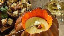 Cheesy pumpkin fondue recipe