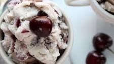 Cherry Amaretto Ice Cream – Homemade Ice Cream