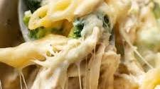 Chicken and Broccoli Alfredo Bake