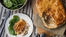 Chicken, bacon and mushroom pie