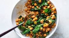 Chickpeas With Baby Spinach