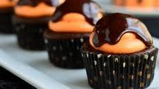 Chocolate Pumpkin Cupcakes