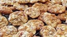 Cranberry White Chocolate Oatmeal Cookies