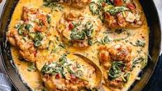 Creamy Garlic Chicken with Spinach and Bacon