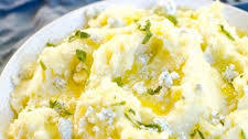 Creamy Mashed Potatoes with Blue Cheese