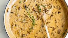 Creamy mushroom stroganoff