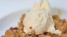 Crisp Crumbles & Gooey Apples: This Caramel Apple Crisp Is Everything