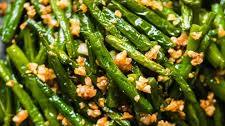 Crispy Green Beans with Garlic (Din Tai Fung Copycat)